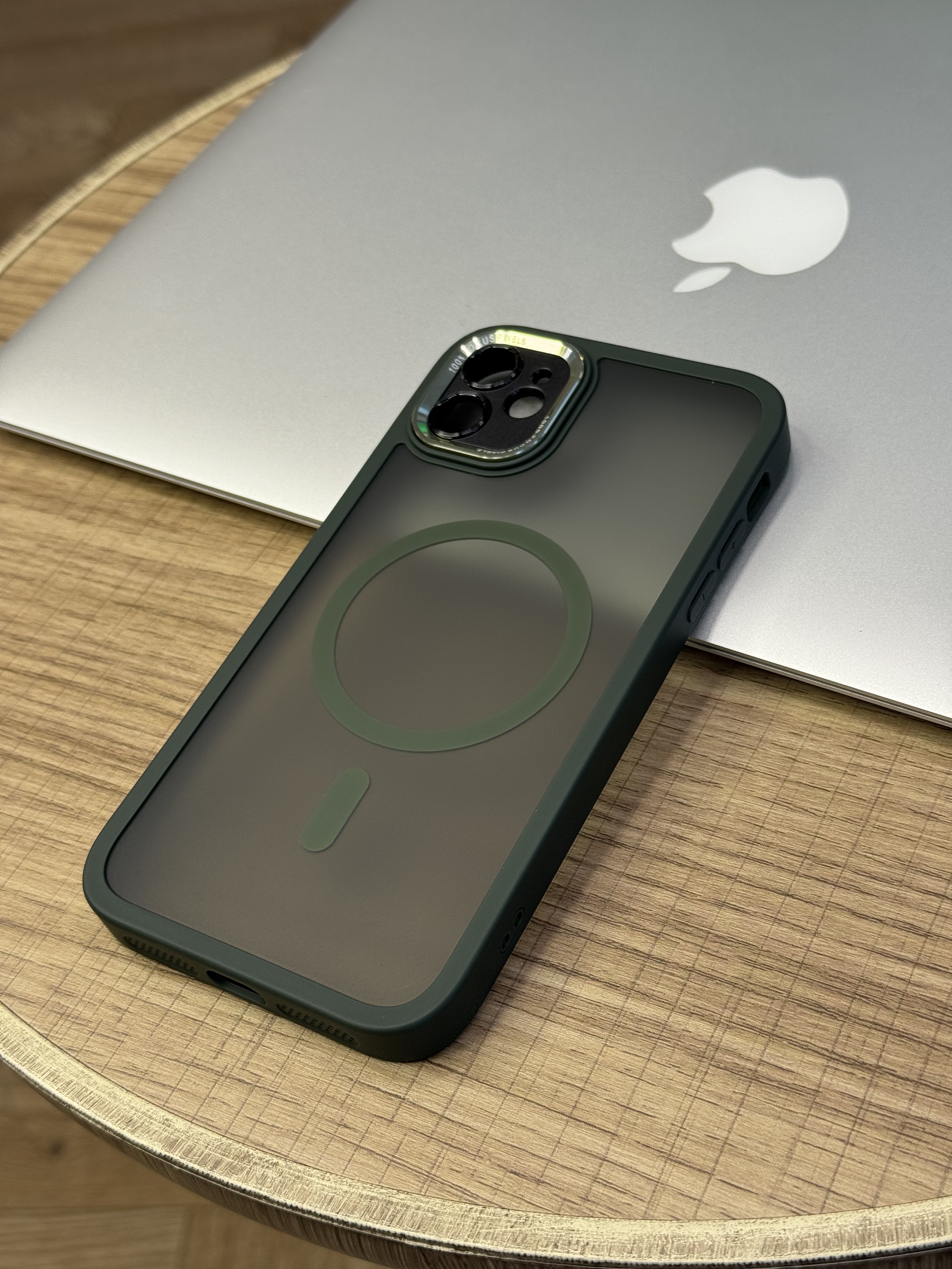 Чехол для iPhone 11 силиконовый прозрачный матовый c MagSafe 100% Focus Pixels серый, картинка 1