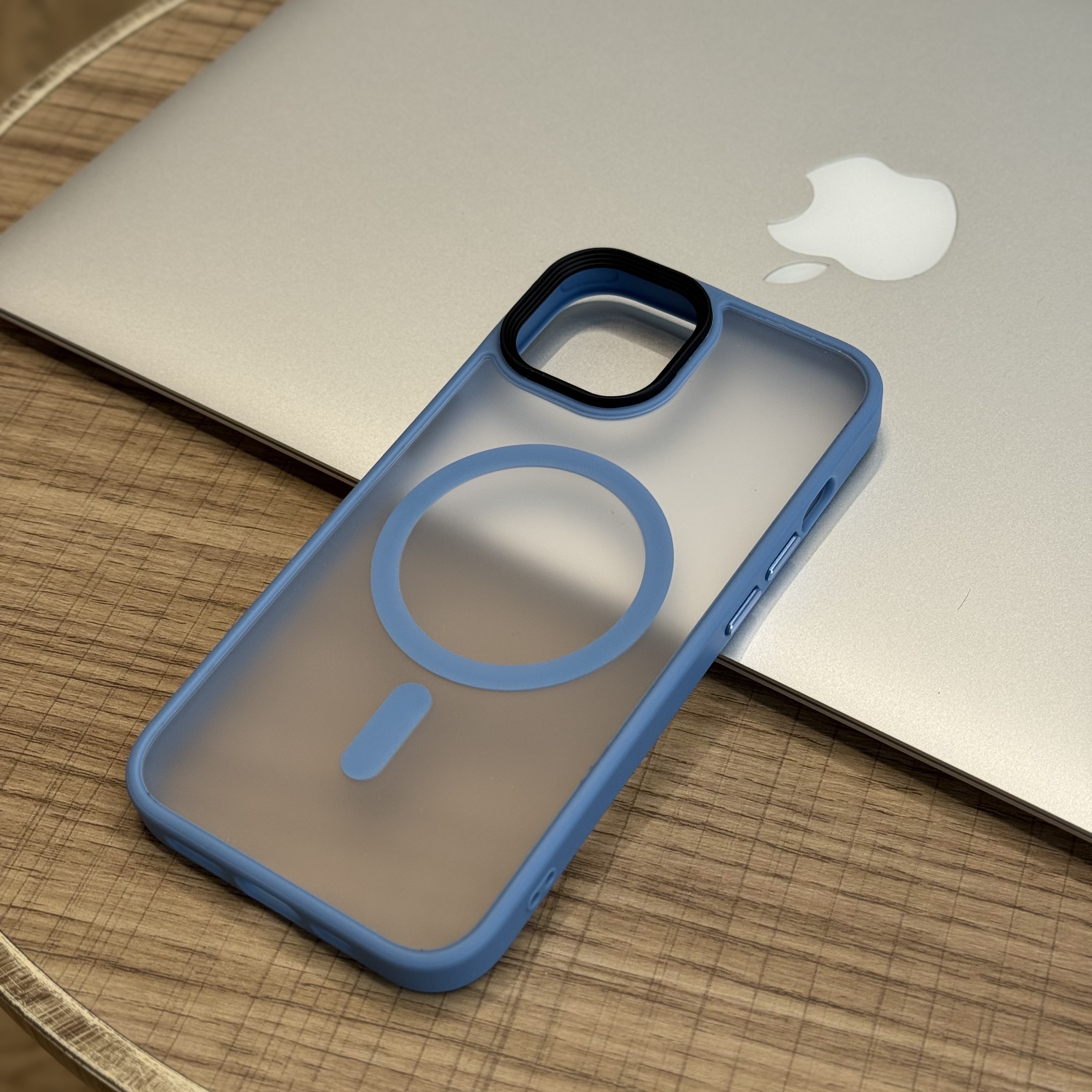 Чехол для iPhone 13 Pro Max Unique Case прозрачный матовый с MagSafe, голубой