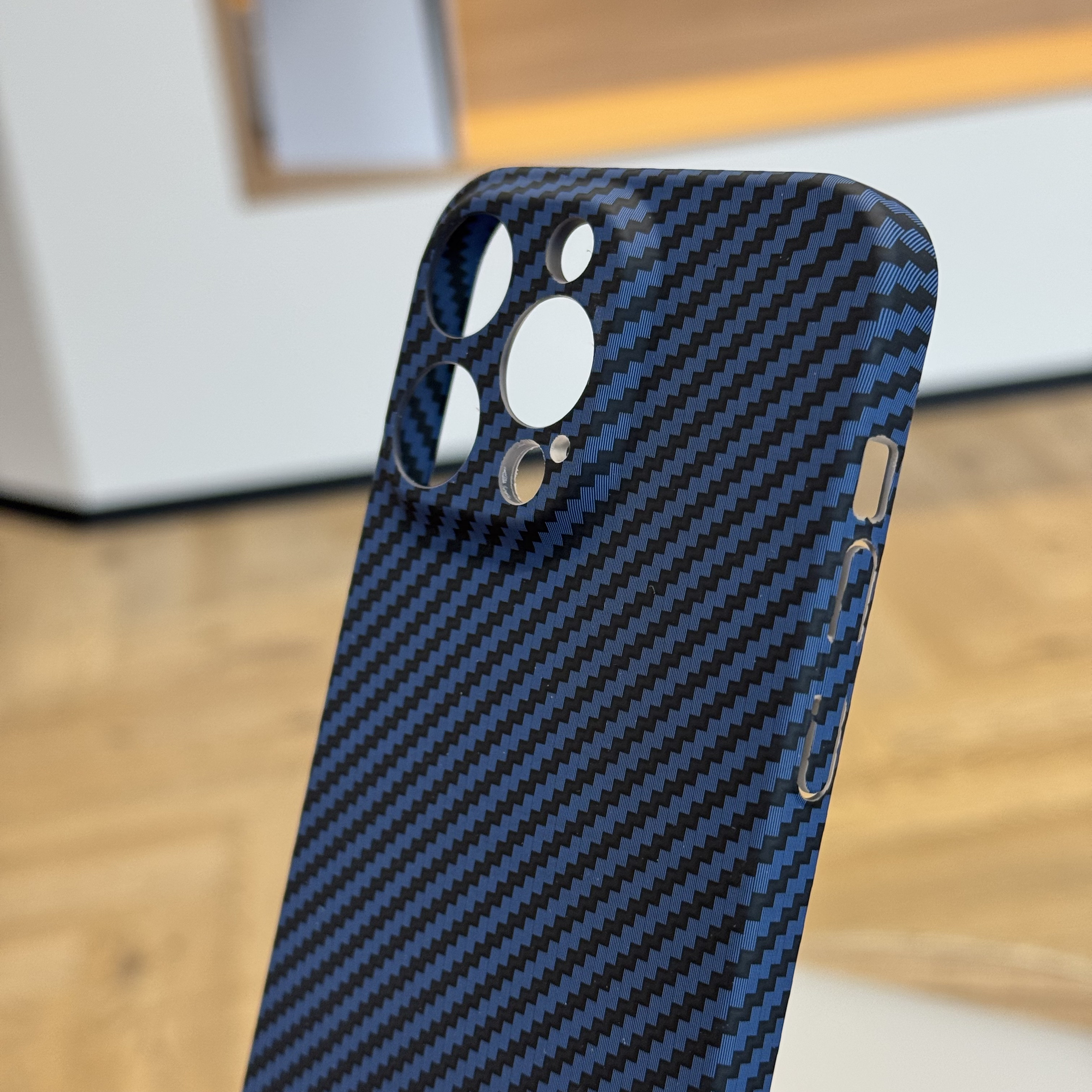 Чехол для iPhone 14 Pro Max Protection Case Carbon MagSafe, синий, картинка 2