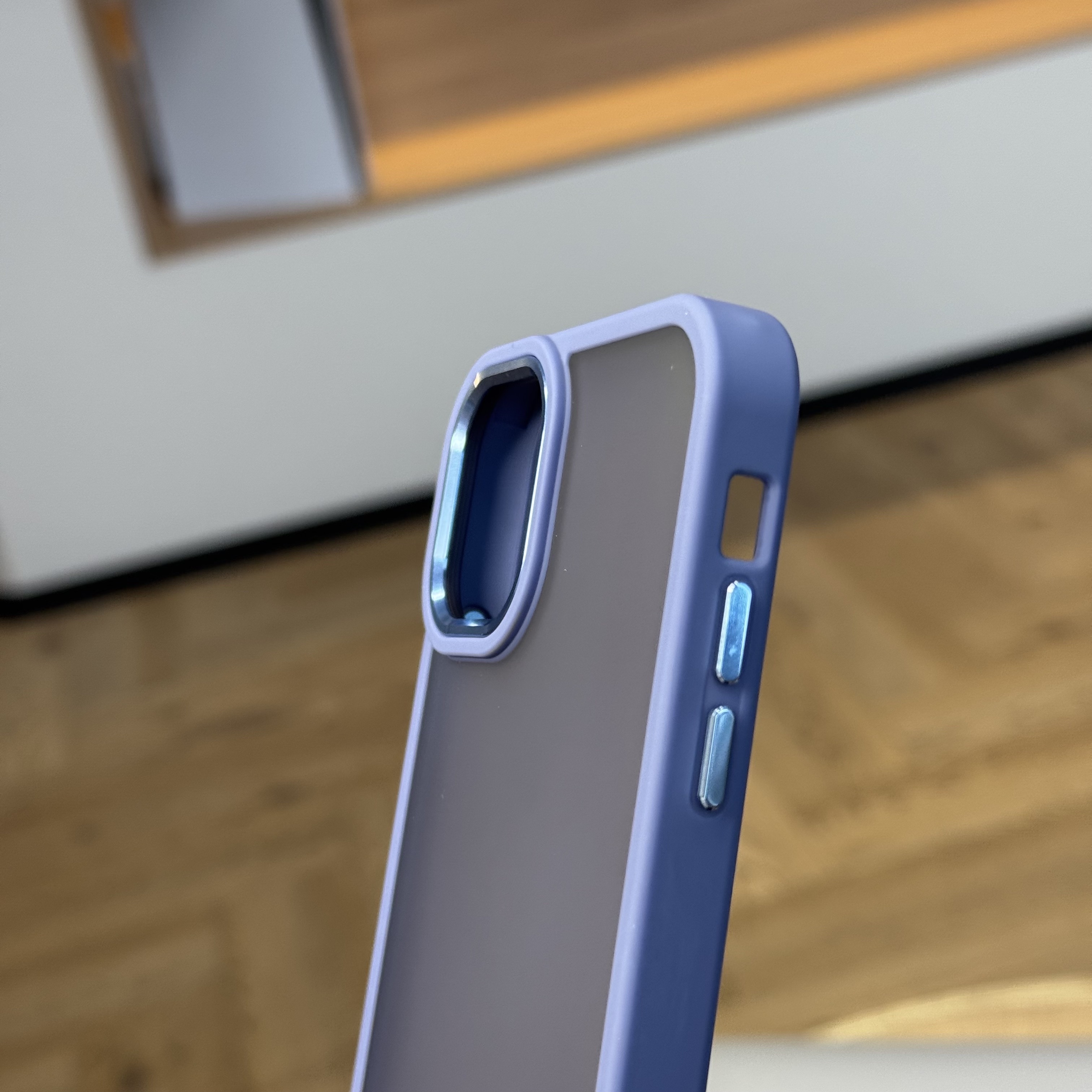 Чехол для iPhone 11 силиконовый прозрачный матовый, винный, картинка 4